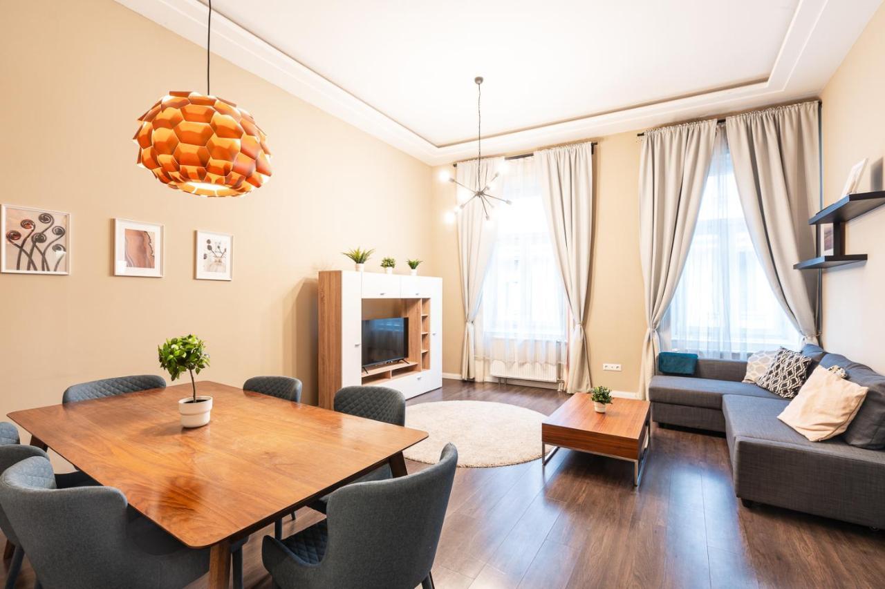 Spacious Luxury Apartment At The Heart Of 布达佩斯 外观 照片